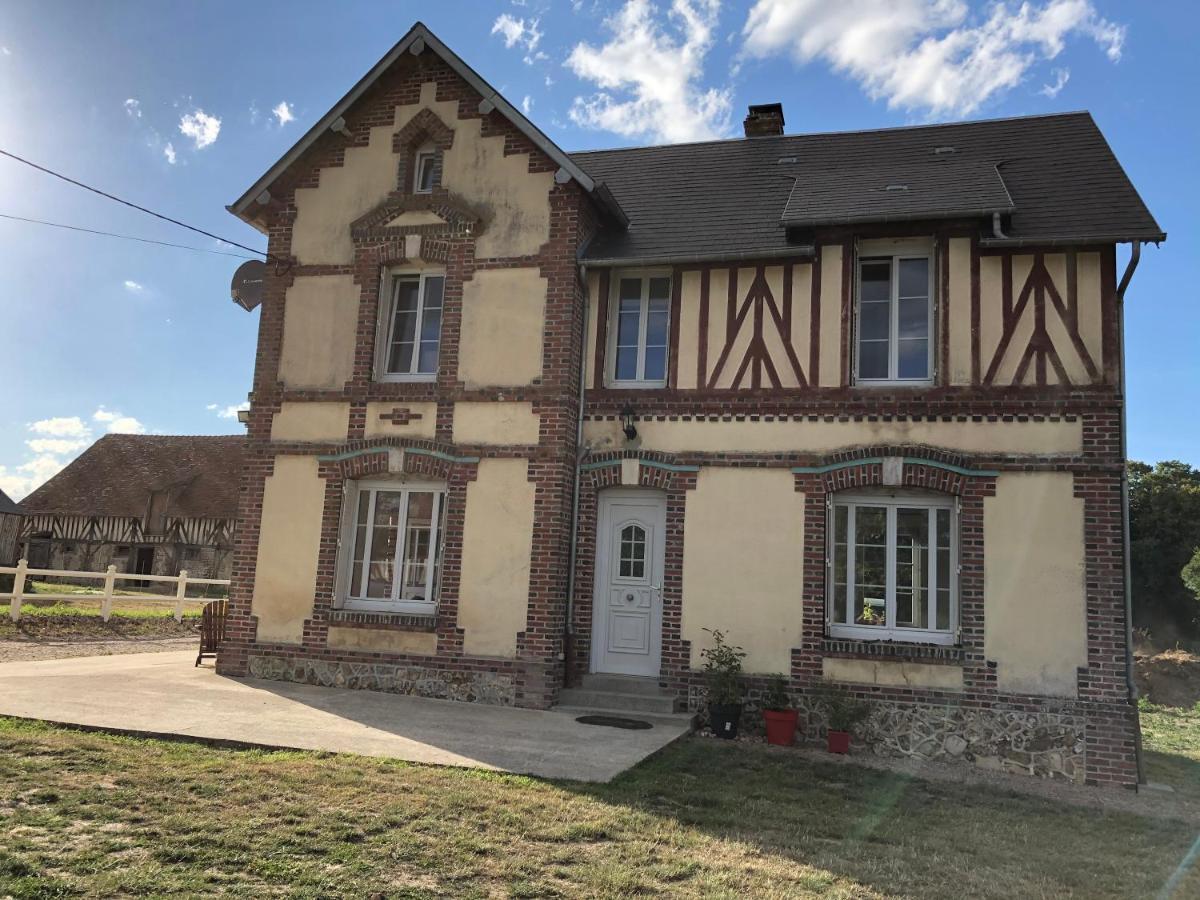 Апартаменты Haras Cour Lozey Sainte-Marguerite-des-Loges Экстерьер фото
